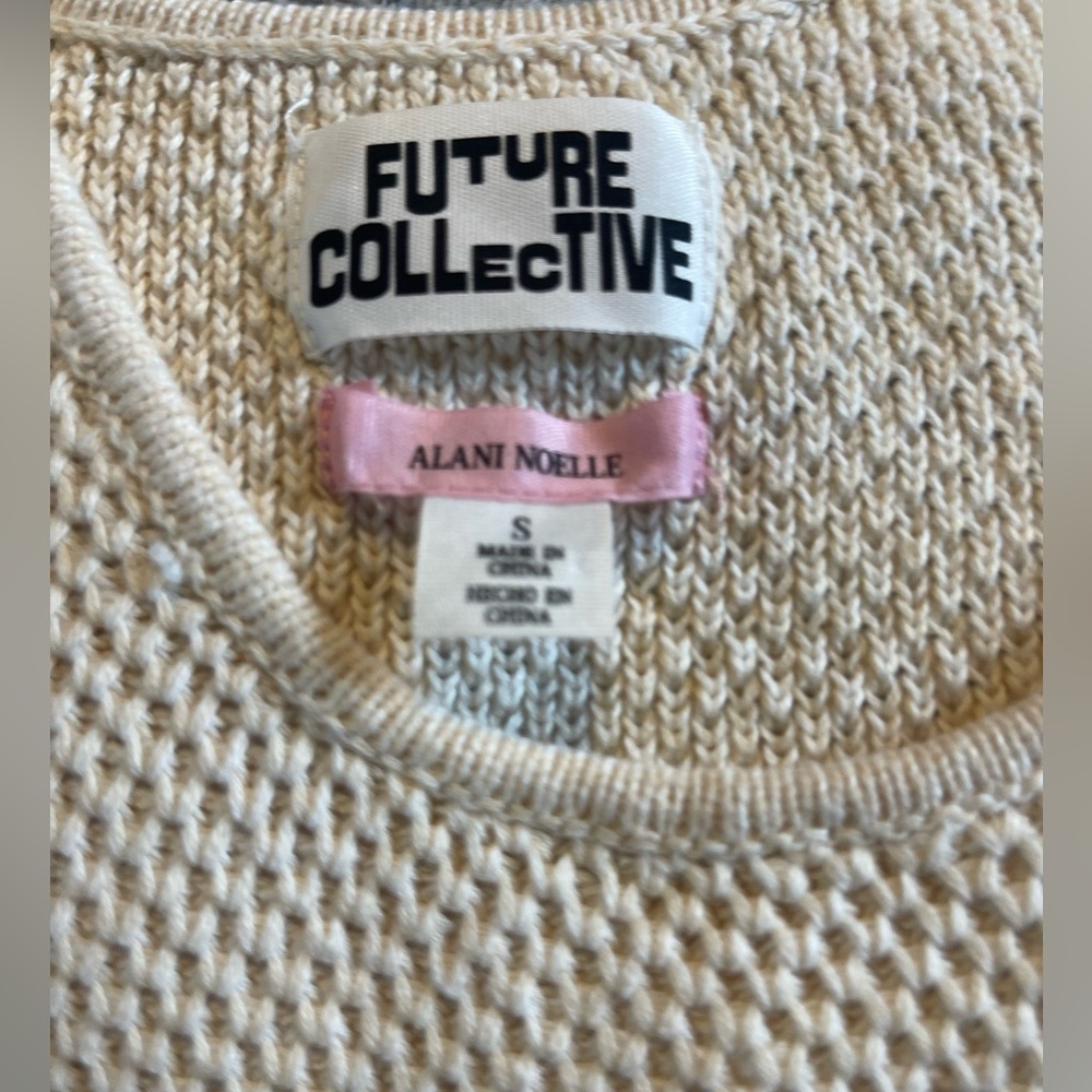 Future Collective by Alani Noelle size small knit dress with fringe trim - Picture 9 of 9